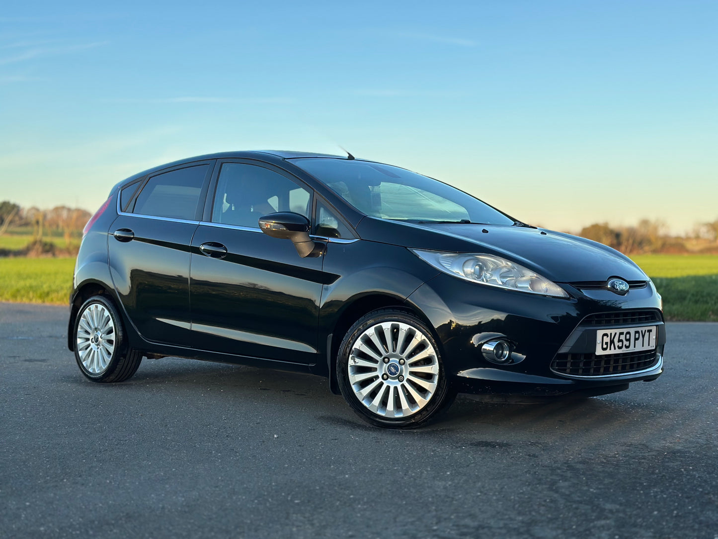 FORD FIESTA 1.6 Titanium 5dr
