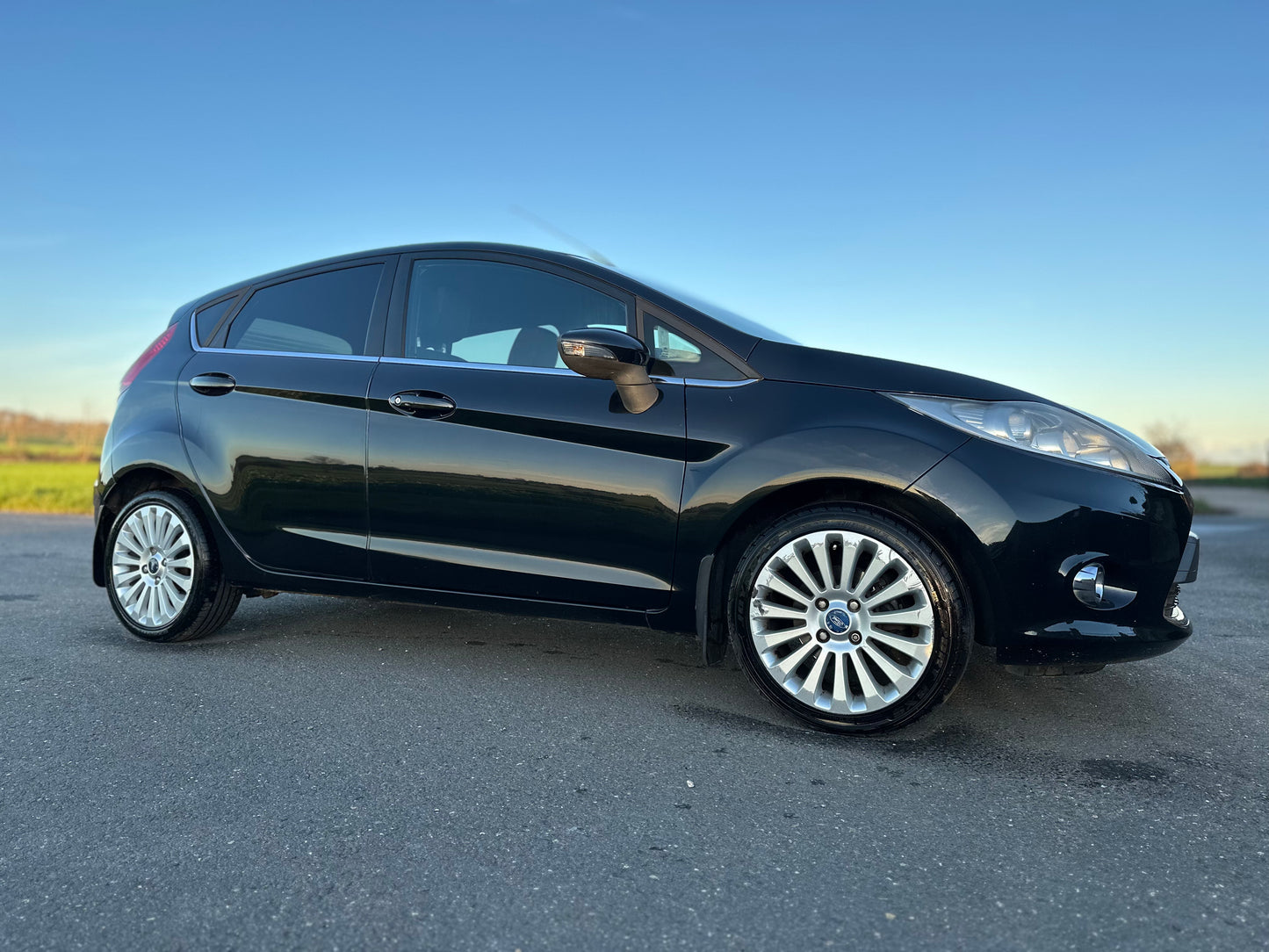 FORD FIESTA 1.6 Titanium 5dr