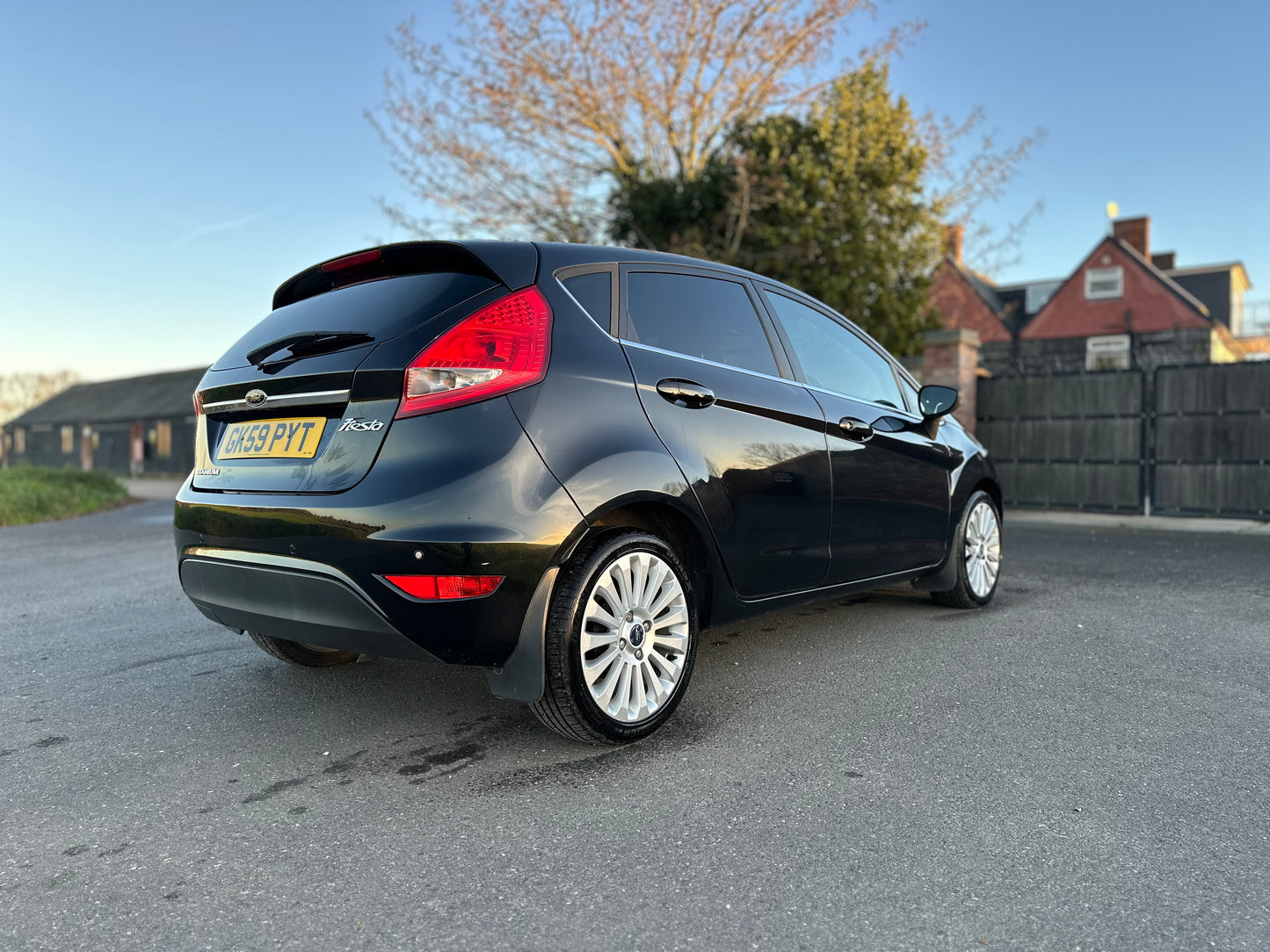 FORD FIESTA 1.6 Titanium 5dr