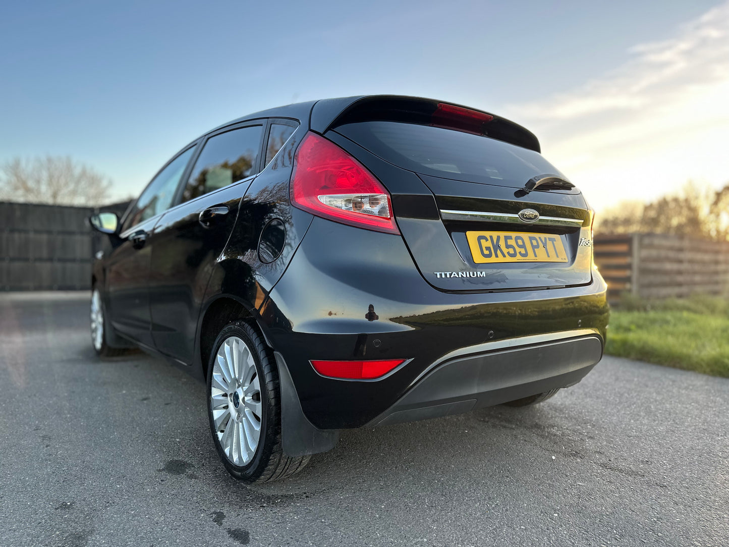 FORD FIESTA 1.6 Titanium 5dr