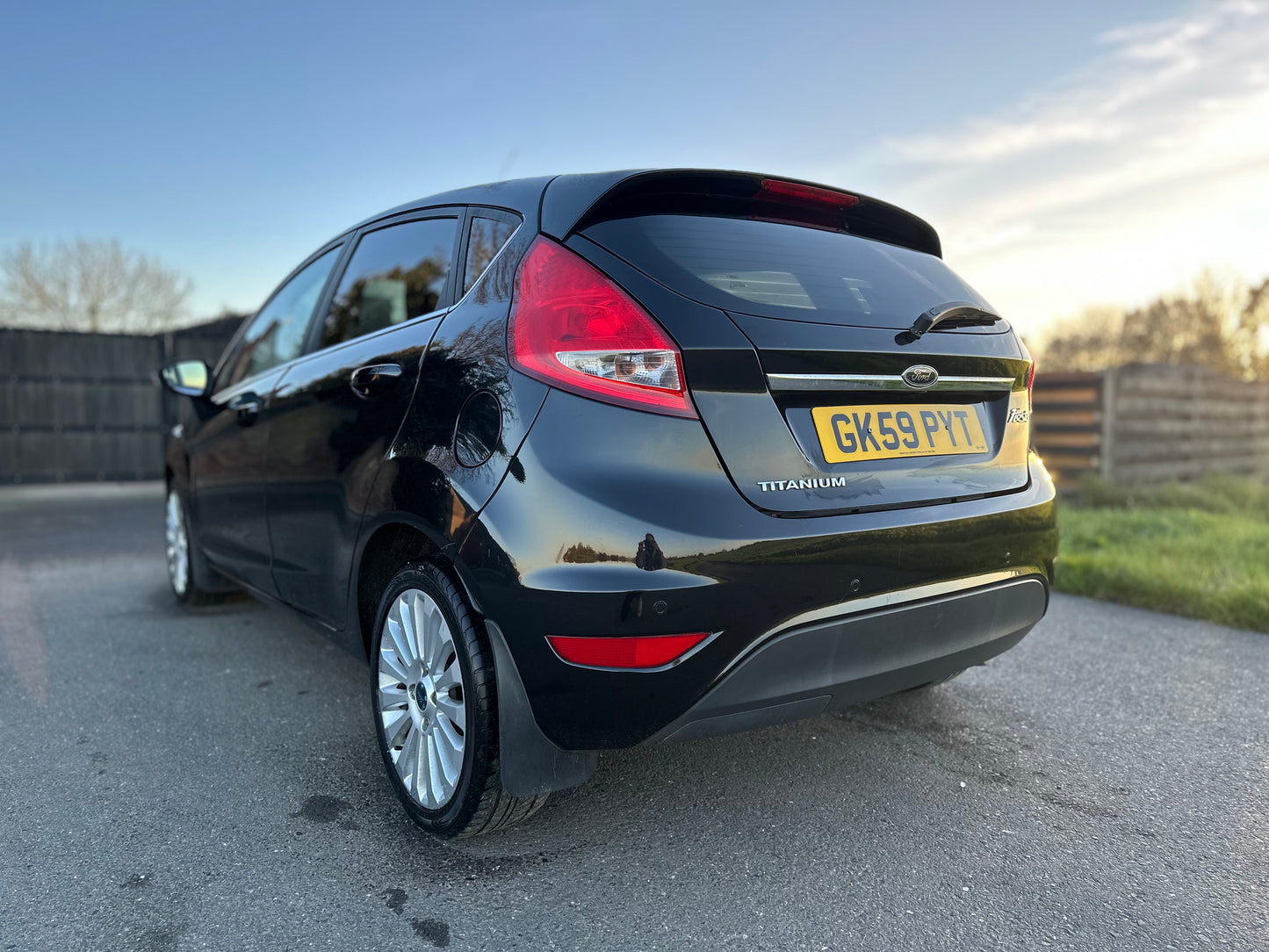 FORD FIESTA 1.6 Titanium 5dr