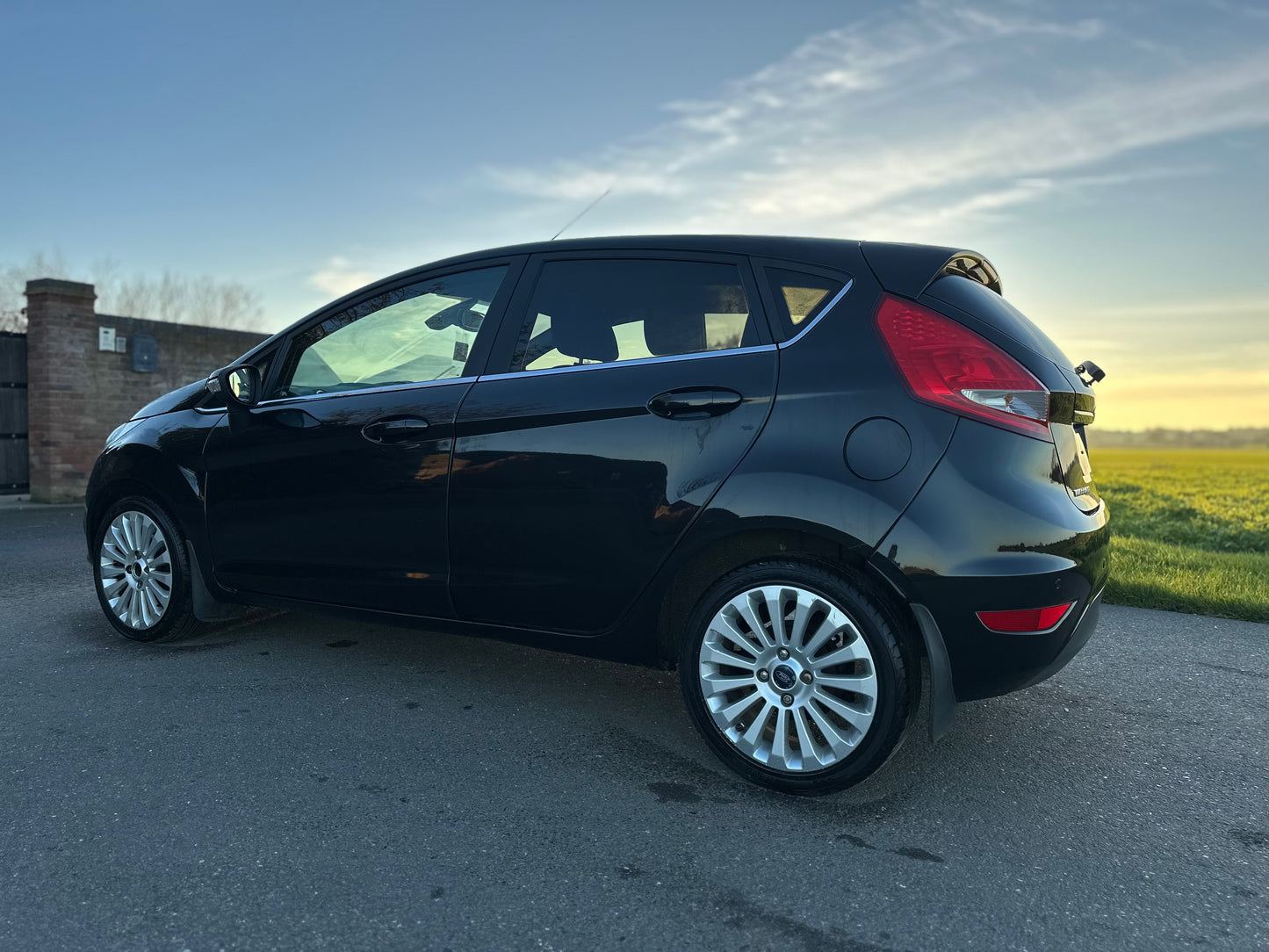 FORD FIESTA 1.6 Titanium 5dr
