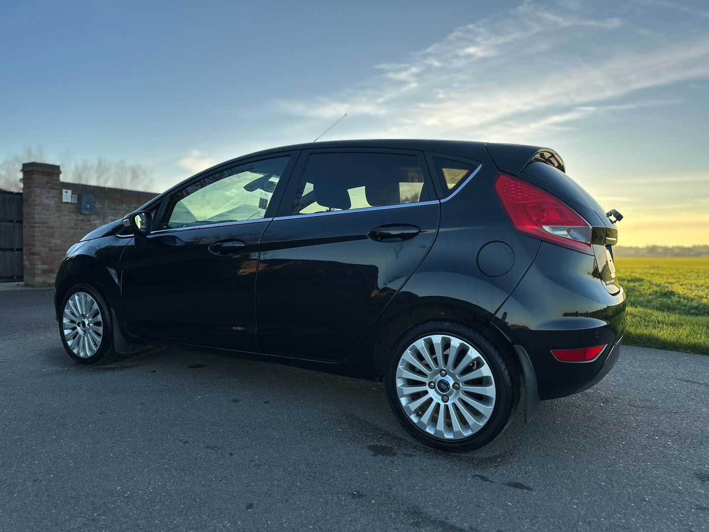 FORD FIESTA 1.6 Titanium 5dr