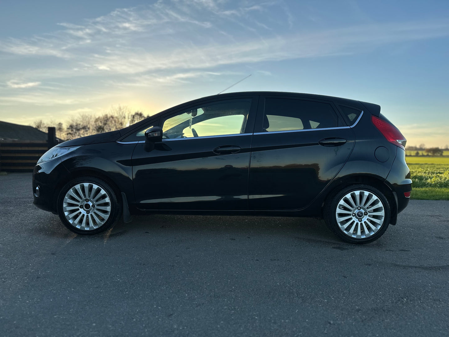 FORD FIESTA 1.6 Titanium 5dr