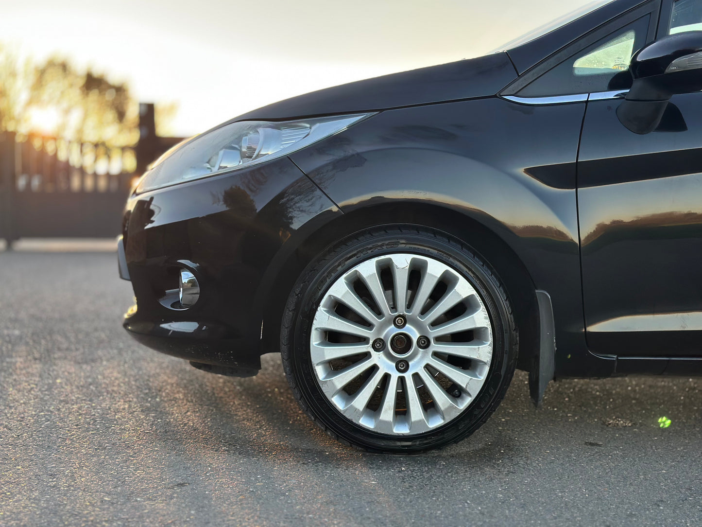 FORD FIESTA 1.6 Titanium 5dr