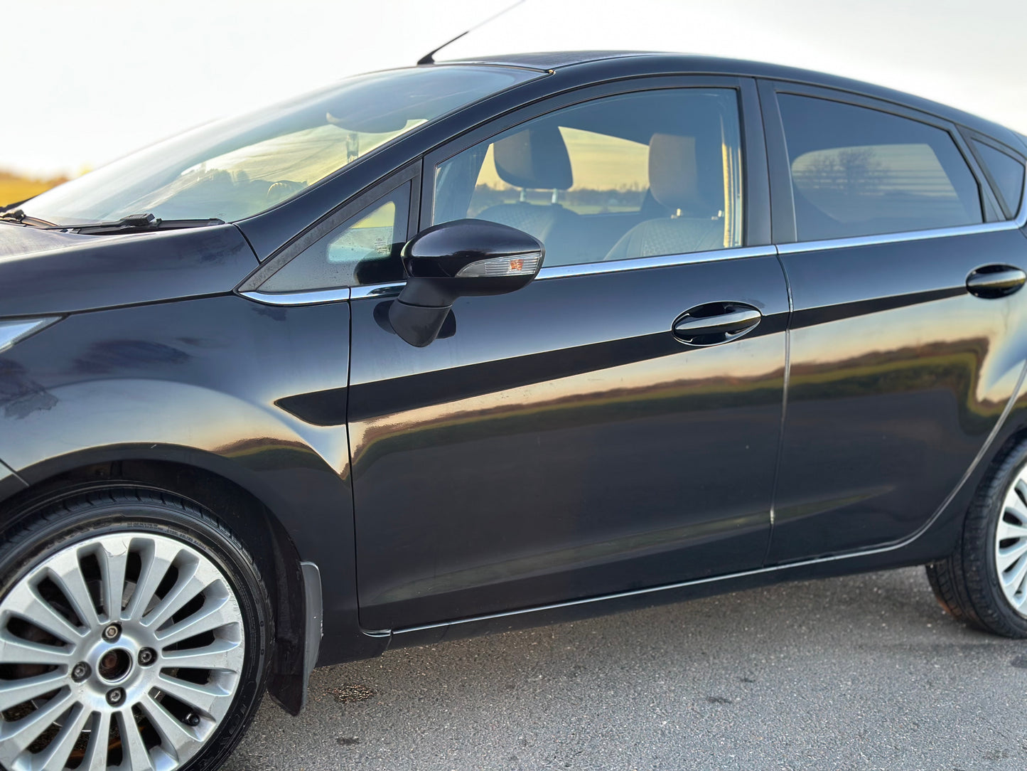 FORD FIESTA 1.6 Titanium 5dr
