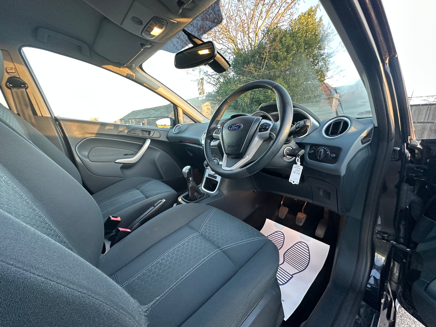 FORD FIESTA 1.6 Titanium 5dr