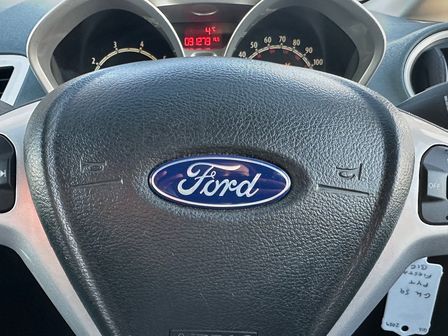 FORD FIESTA 1.6 Titanium 5dr