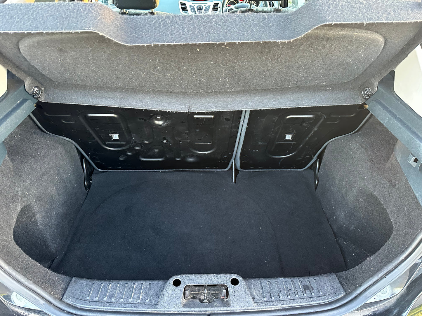 FORD FIESTA 1.6 Titanium 5dr