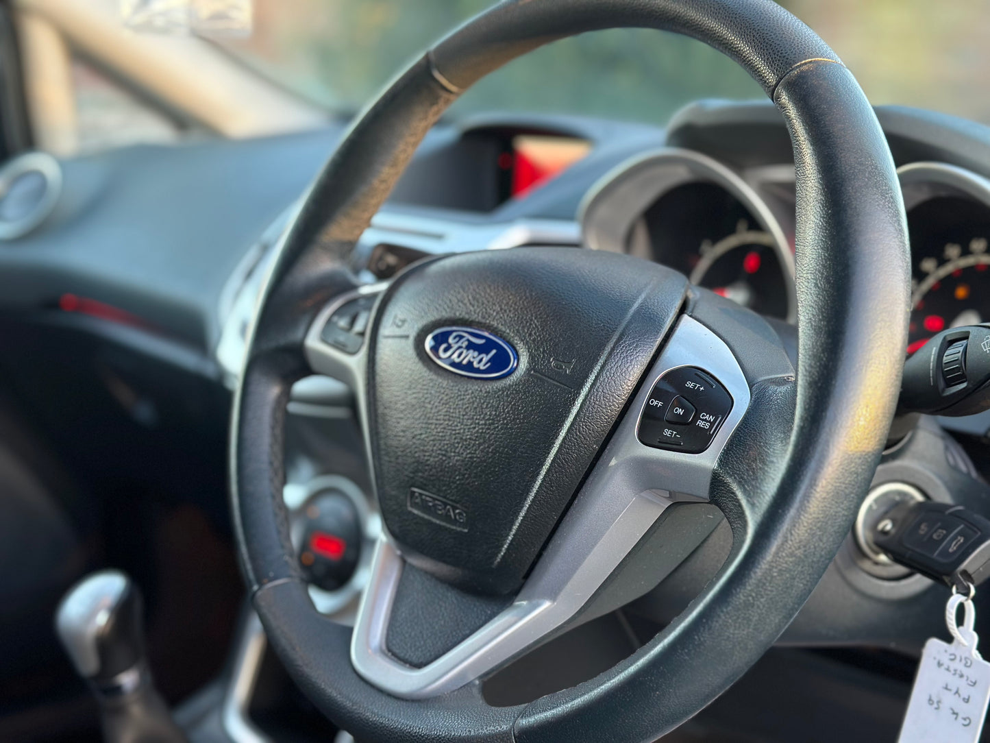 FORD FIESTA 1.6 Titanium 5dr