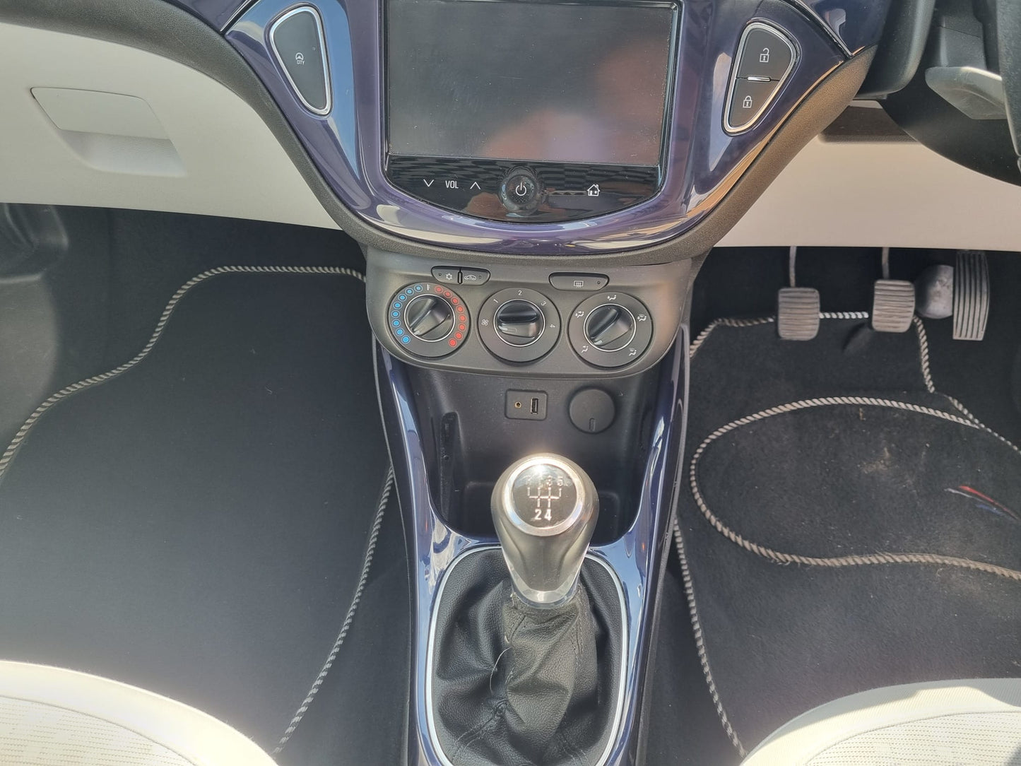 2013 Vauxhall ADAM 1.2i Jam 3dr