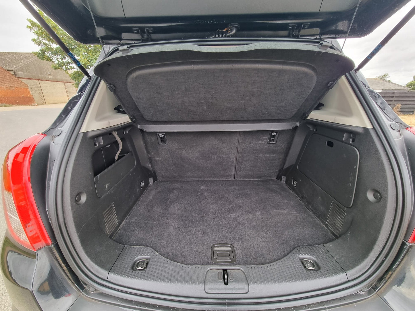 2014 Vauxhall Mokka 1.6i Exclusiv 5dr