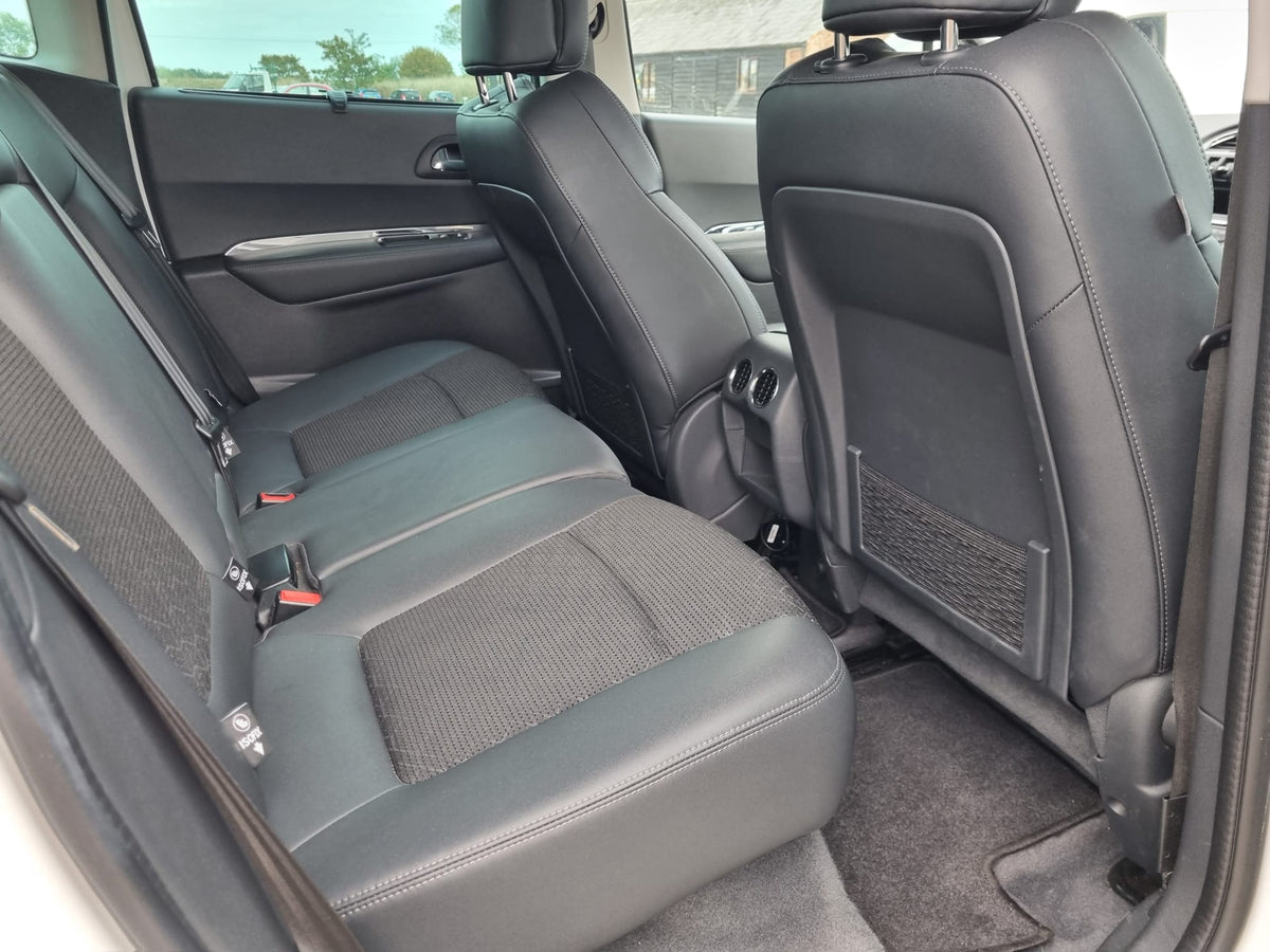 2015 Peugeot 3008 1.6 BlueHDi Allure Euro 6 (s/s) 5dr