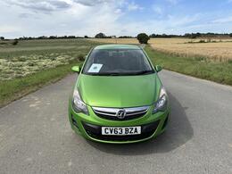 Vauxhall Corsa 1.4 16V Exclusiv Euro 5 3dr (A/C)