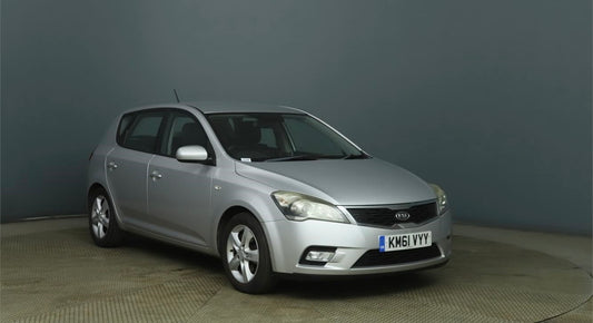 KIA CEED 1.6 2 5dr